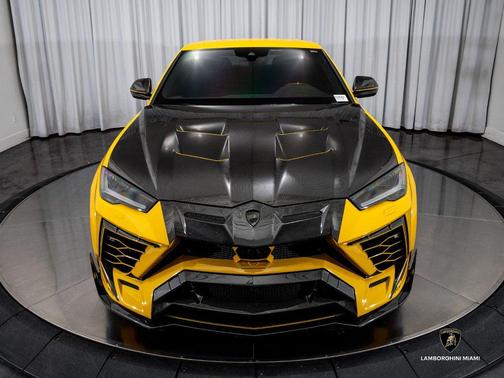 Gialllo Auge 2019 Lamborghini Urus AWD