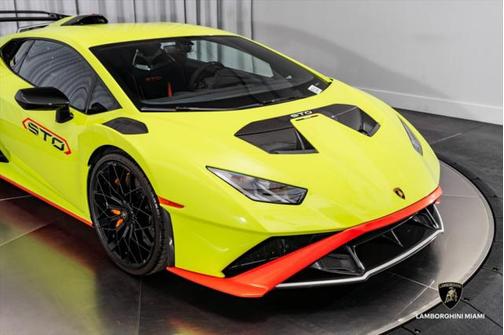 2023 Lamborghini Huracan STO Coupe