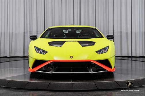 2023 Lamborghini Huracan STO Coupe