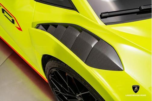2023 Lamborghini Huracan STO Coupe