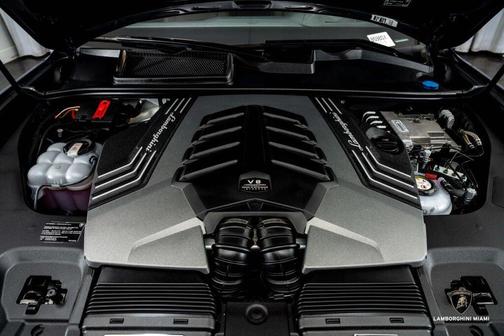 Blu Aegeus Matt 2025 Lamborghini Urus SE