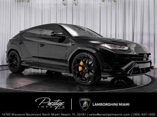 Nero Noctis Metallic 2024 Lamborghini Urus Performante