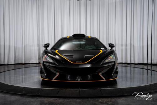 2020 McLaren 620R 