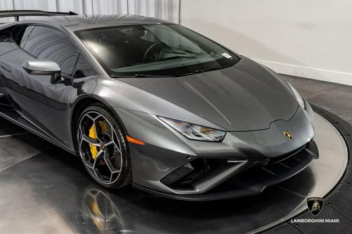2022 Lamborghini Huracan EVO Coupe RWD