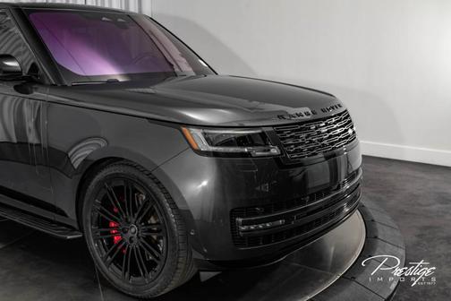 2023 Land Rover Range Rover P530 SE