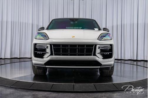 2024 Porsche Cayenne Turbo GT