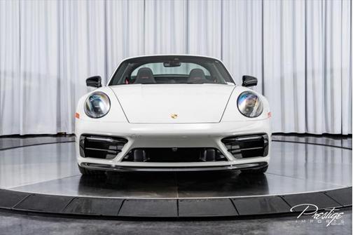 2024 Porsche 911 Targa 4 GTS