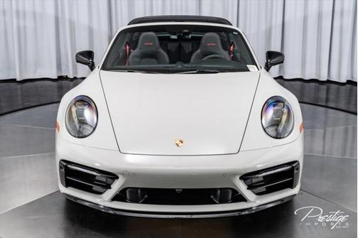 2024 Porsche 911 Targa 4 GTS