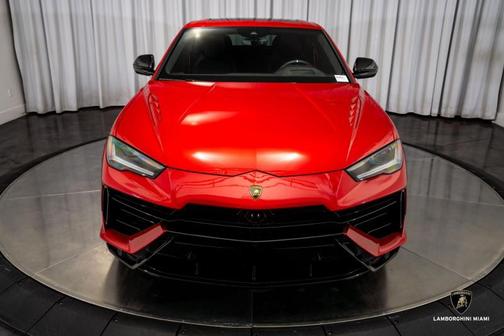 2023 Lamborghini Urus S