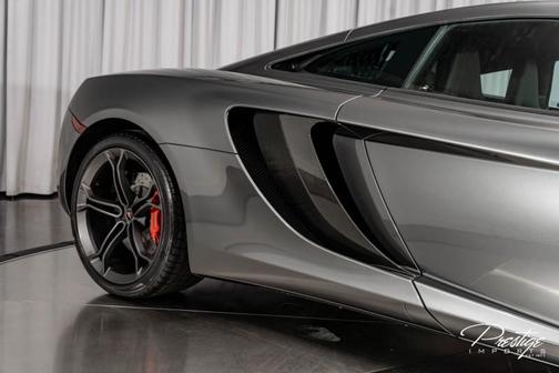 2012 McLaren MP4-12C Base