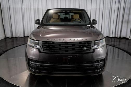 2025 Land Rover Range Rover P530 SE