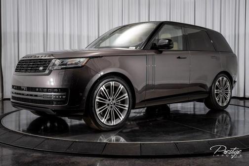 2025 Land Rover Range Rover P530 SE