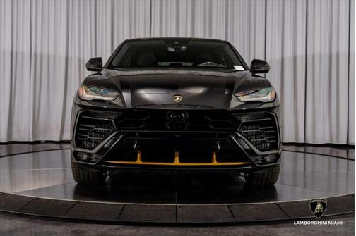 2021 Lamborghini Urus