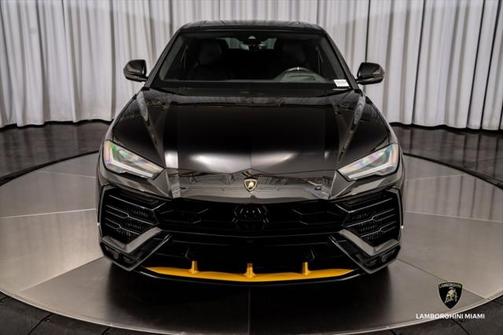 2021 Lamborghini Urus