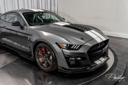 2022 Ford Shelby GT500 Base