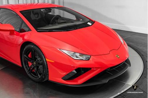 2023 Lamborghini Huracan EVO Coupe RWD