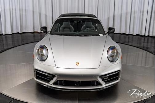 2022 Porsche 911 Targa 4 GTS