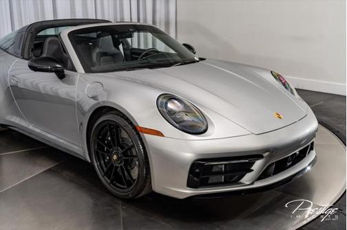 2022 Porsche 911 Targa 4 GTS