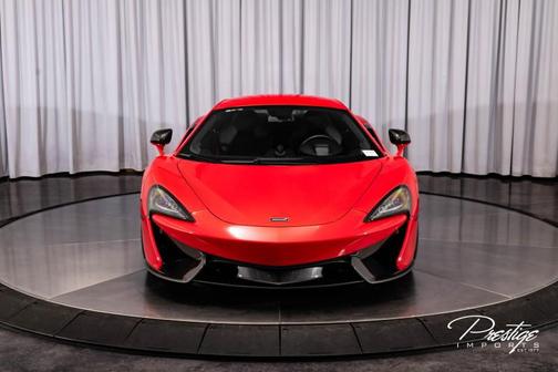 2017 McLaren 570S Base