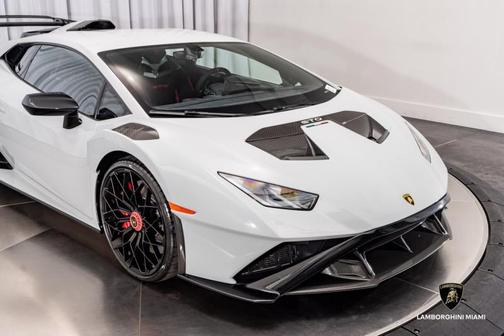 2022 Lamborghini Huracan STO Coupe