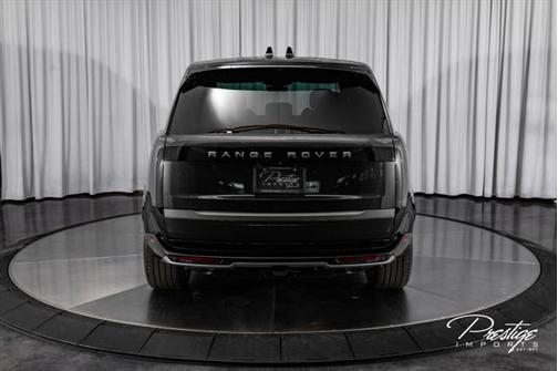 2025 Land Rover Range Rover P400 SE