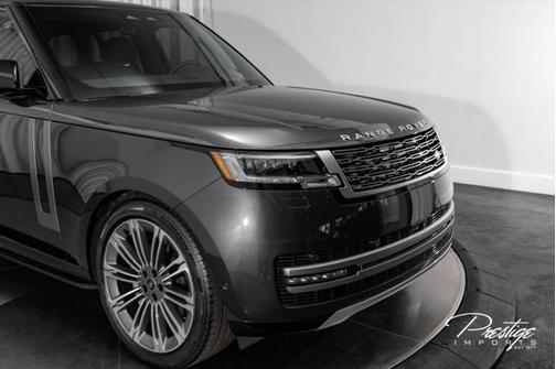 2025 Land Rover Range Rover P400 SE
