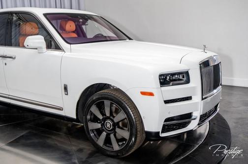 2023 Rolls-Royce Cullinan Base