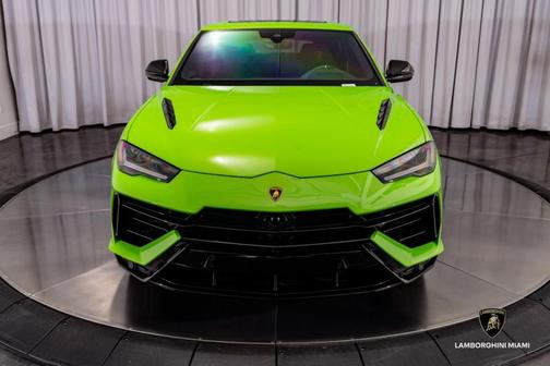 2024 Lamborghini Urus S