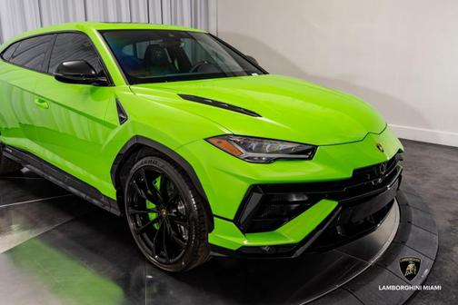 2024 Lamborghini Urus S