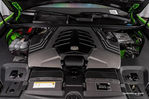 2024 Lamborghini Urus S