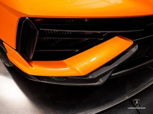 Arancio Anthaeus Matt 2024 Lamborghini Urus Performante