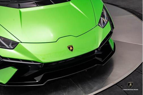 2023 Lamborghini Huracan Tecnica Coupe
