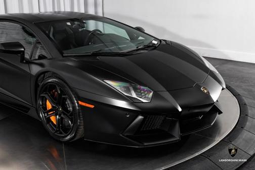 2014 Lamborghini Aventador LP700-4