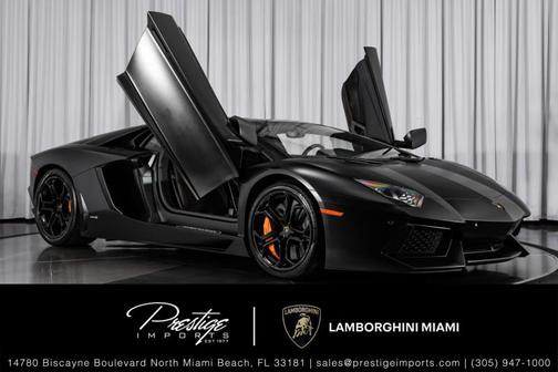 2014 Lamborghini Aventador LP700-4