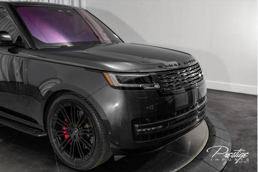 2023 Land Rover Range Rover P530 SE
