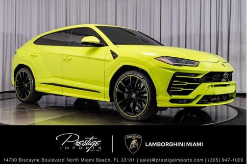 2022 Lamborghini Urus