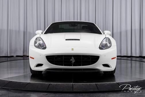 2014 Ferrari California Base