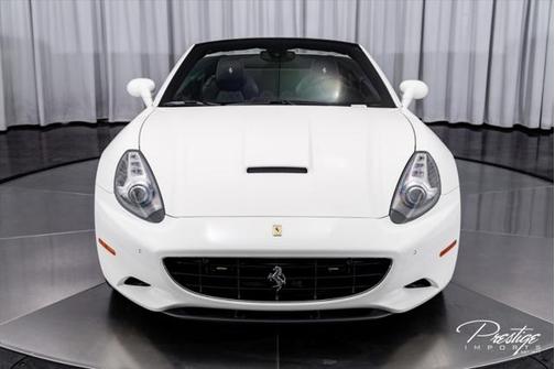 2014 Ferrari California Base