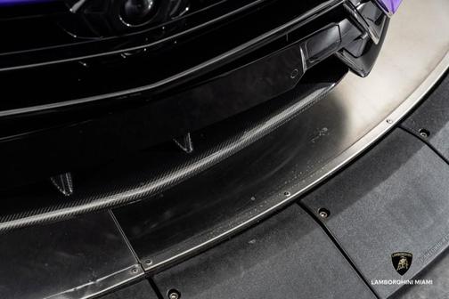 2023 Lamborghini Urus Performante