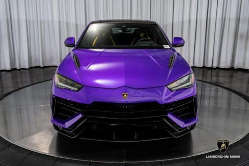 2023 Lamborghini Urus Performante
