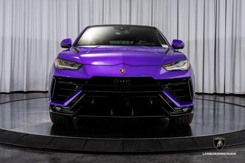 2023 Lamborghini Urus Performante