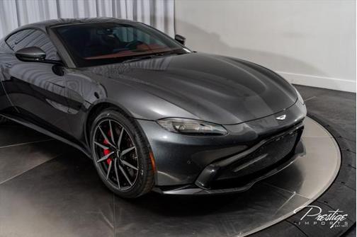 2020 Aston Martin Vantage Base