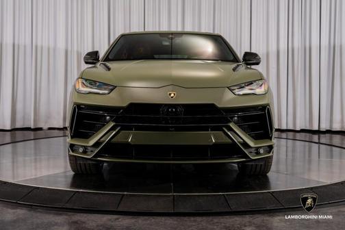 2024 Lamborghini Urus S