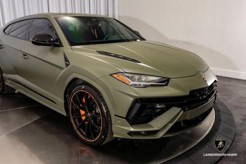 2024 Lamborghini Urus S