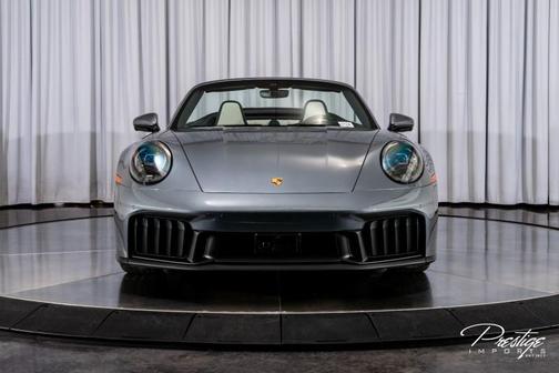 2025 Porsche 911 Carrera GTS