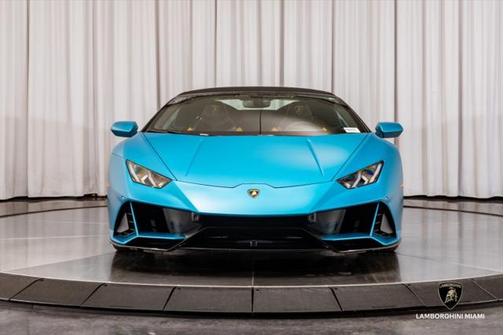 2022 Lamborghini Huracan EVO Spyder