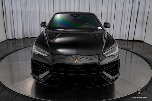 2024 Lamborghini Urus S