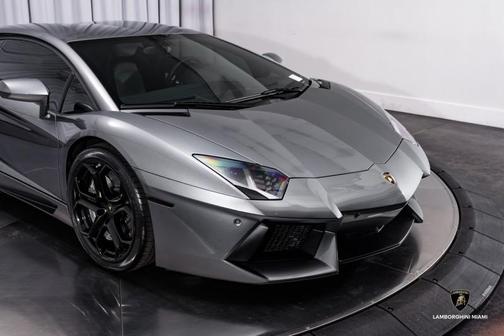 2012 Lamborghini Aventador LP700-4