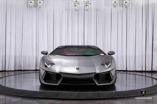 2012 Lamborghini Aventador LP700-4