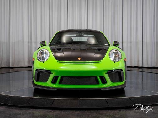 Lizard Green 2019 Porsche 911 GT3 RS